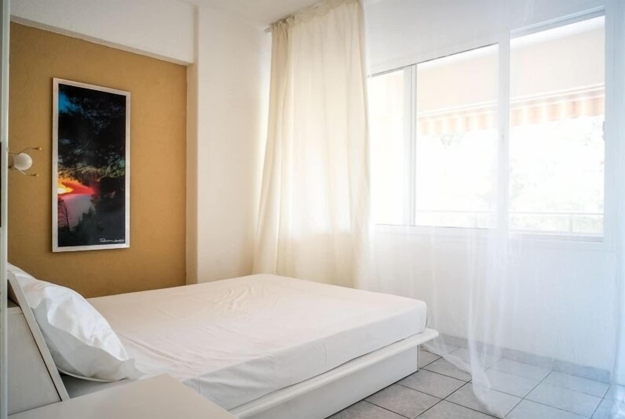 Dryades Hotel Siviri Exterior photo