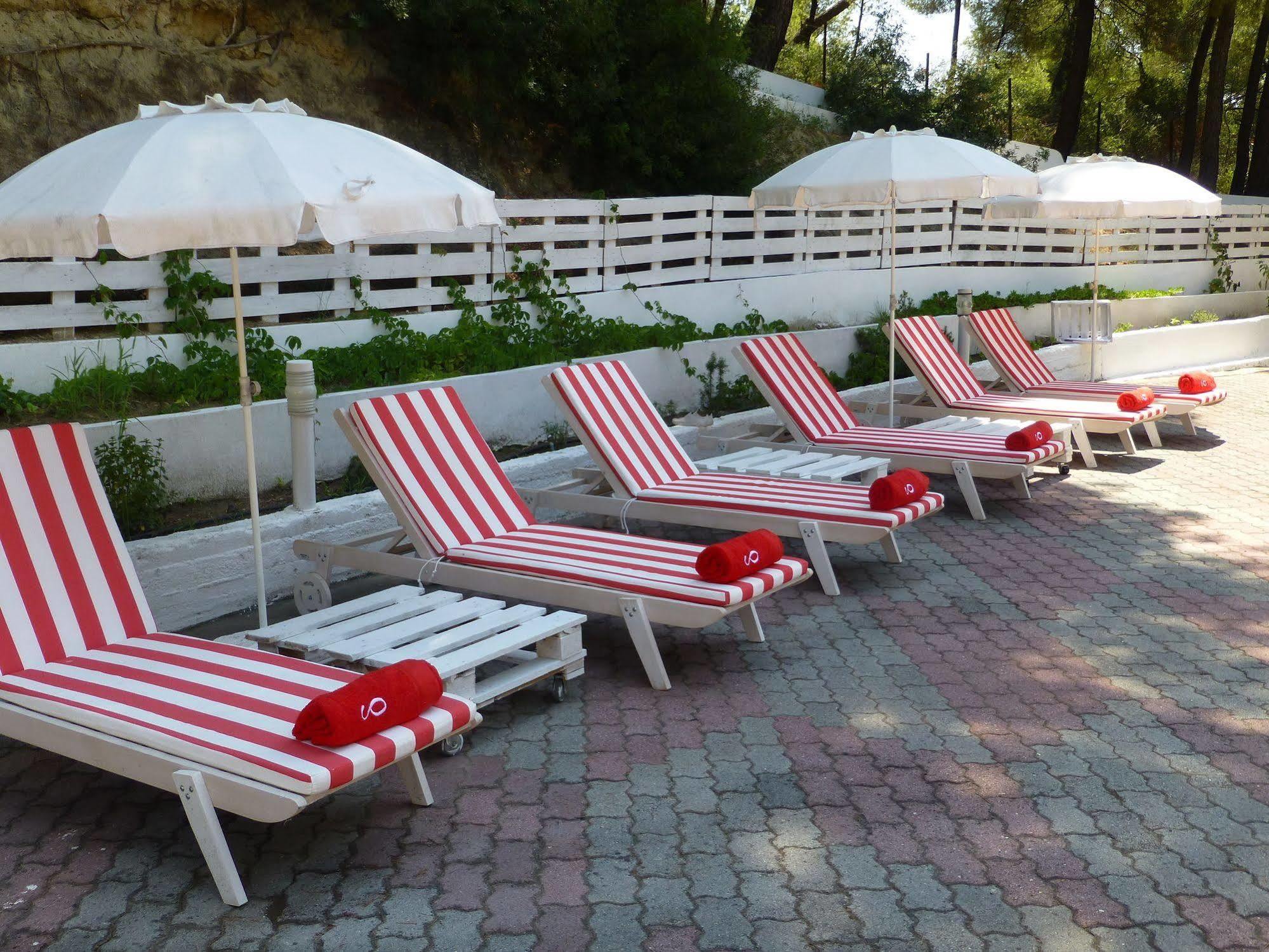 Dryades Hotel Siviri Exterior photo
